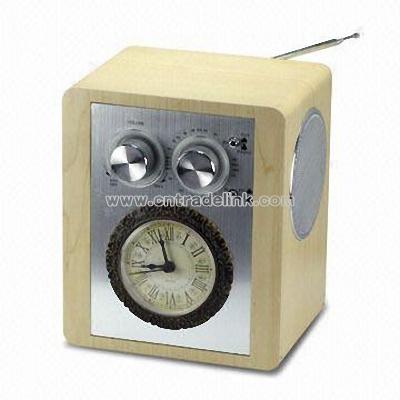 AM/FM Wooden Radio