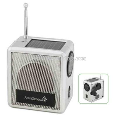 Solar powered AM/FM radio