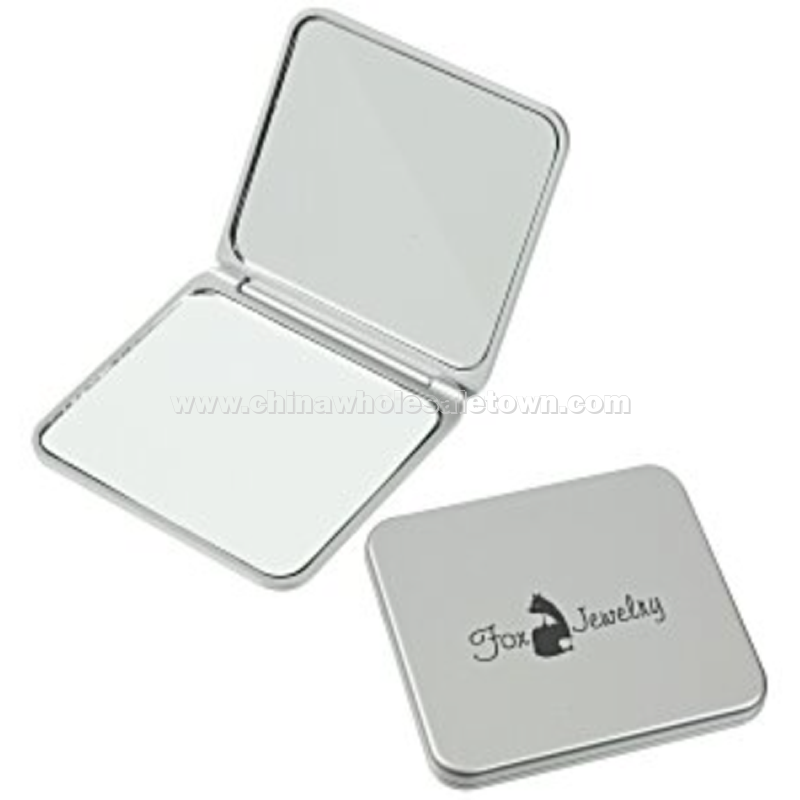 Magnifying Compact Mirror