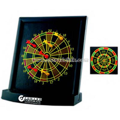 Executive desktop dart board with 6 darts.