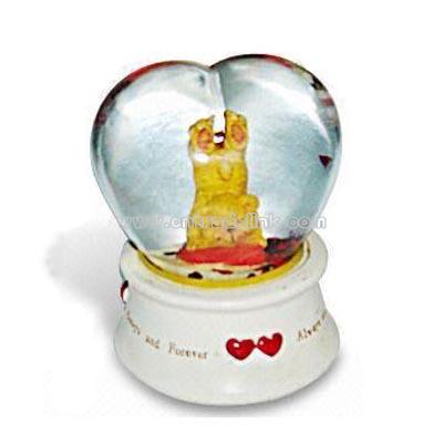 Heart-shaped Snow Globe Decoration