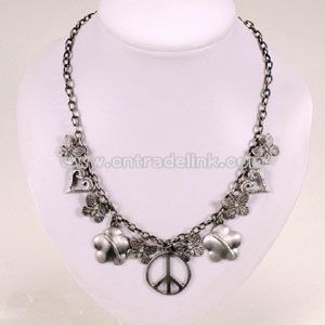 Elegant Necklace Decoration