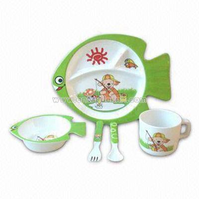 Kid's Tableware in Fish-shaped Designs