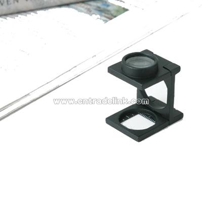 Folding Magnifier-Linen Tester