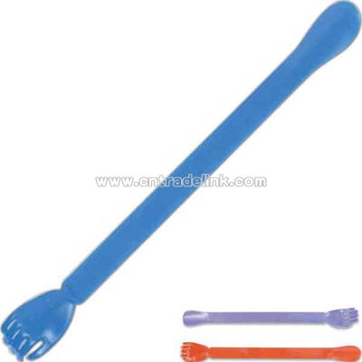 Back scratcher