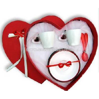 Valentine Tableware gift set