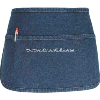 Three pocket waist rounded bottom apron